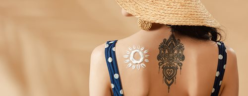Így óvd a tetoválásodat nyáron